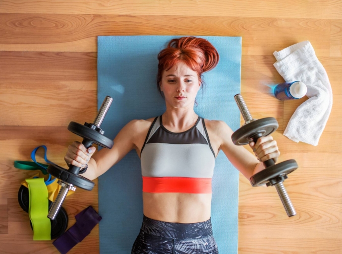 Cómo empezar a levantar pesas 🏋🏽‍♀️ si no has cogido una mancuerna en tu vida