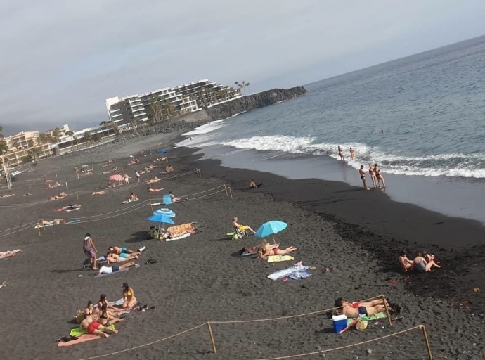 Así de bien 👍🏼 se han comportado los primeros bañistas 🏊‍♀️ de las nuevas playas por sectores 🏖 en Los Llanos