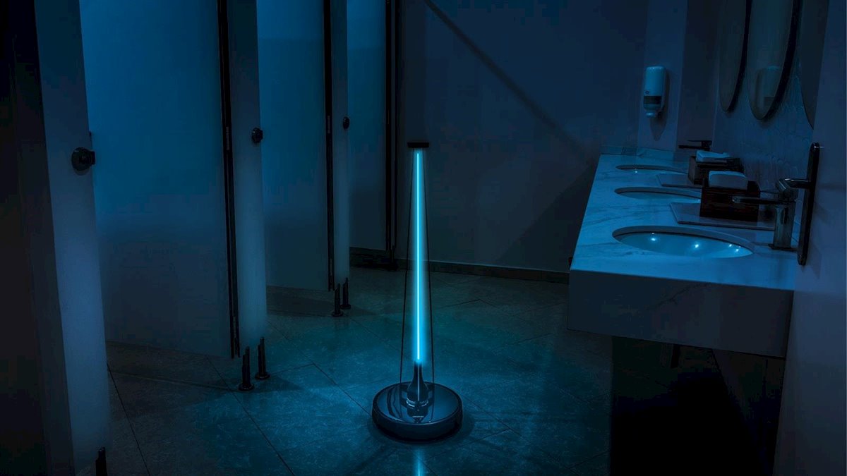 'Conga Apolo': el nuevo robot 🤖 "germicida" que elimina la Covid-19 🦠