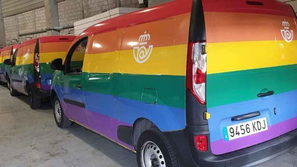 Primer sello LGTBI de 📬 Correos con motivo de la celebración del orgullo 🏳️‍🌈