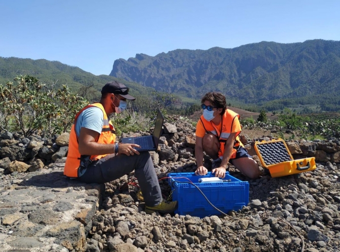 Los ‘vigilantes’👩‍💻🔬 de los volcanes 🌋