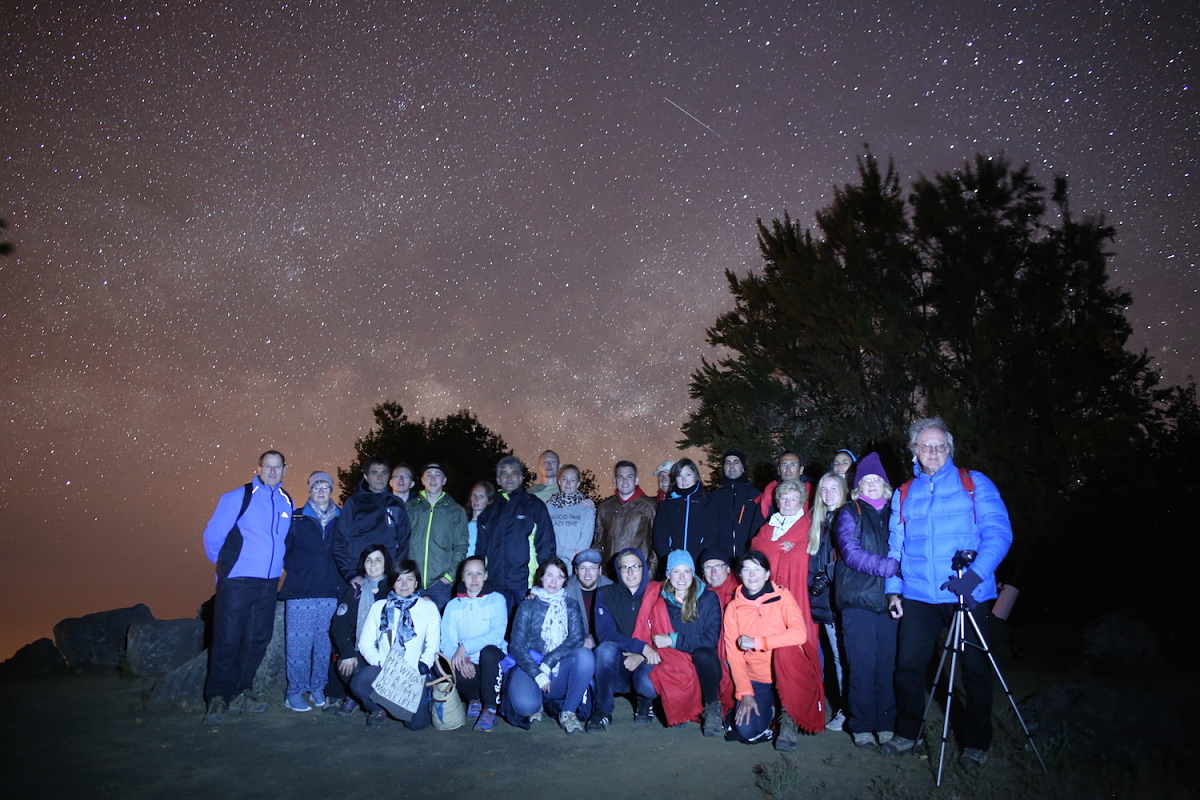 La Palma Transfer & Tours 🚌 te lleva a ver la lluvia de estrellas🌠 de las Gemínidas