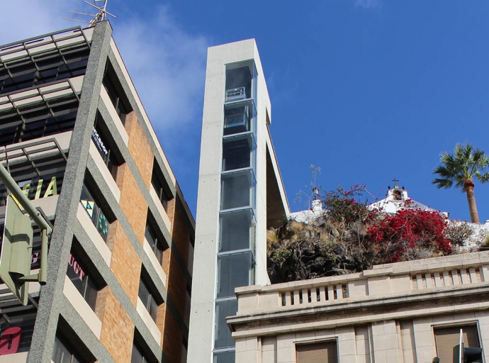 Viajar en el ascensor de La Luz🌇 será gratis hasta mejorar la situación sanitaria en la isla👏