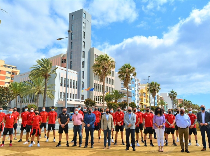 👏Reconocimiento del Cabildo a los 'campeones'🏆 del Mensajero❤ por su ascenso de categoría⚽