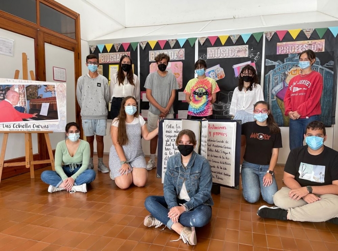 El 👩‍🏫IES Luis Cobiella capitalino recibe el premio🏆 "Iniciativas de Educación Patrimonial de Canarias"