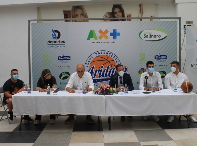 Nace en La Palma un proyecto de 🏀Baloncesto Femenino⛹️‍♀️ para promover la Igualdad y la Inclusión 