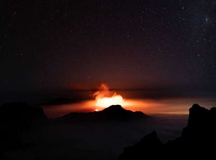 85 días en 3 minutos⌚... Impresionante 📹vídeo timelapse del Volcán 'Sin Nombre'🌋