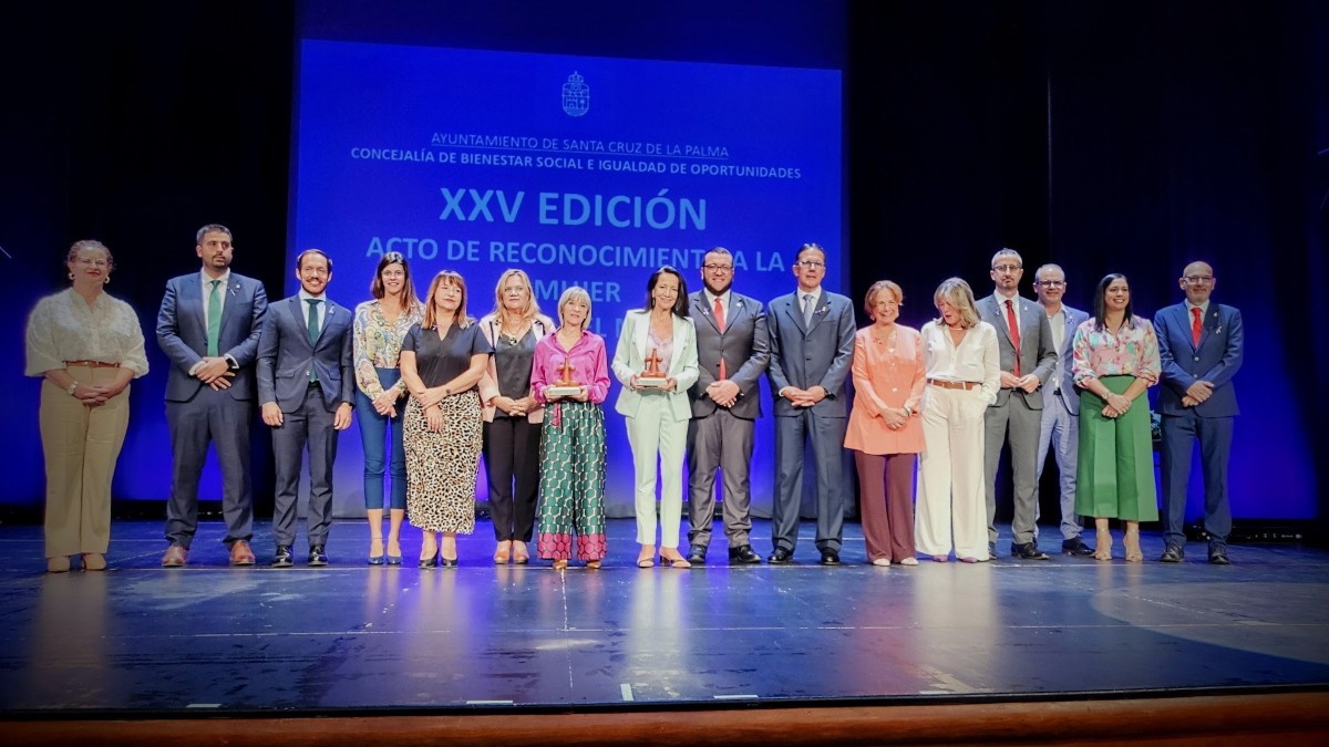😊Carmen y Mila😊; Mujeres Destacadas de Santa Cruz de La Palma 2023👏 