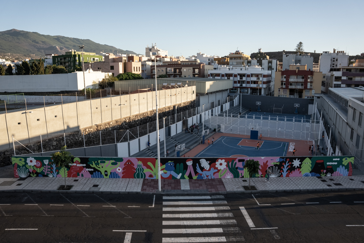 El 🖼️museo en la calle de Los Llanos suma una nueva obra🖌️