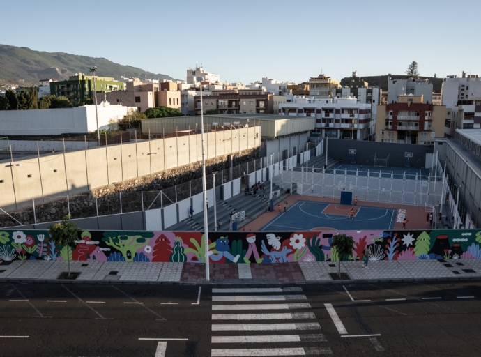 El 🖼️museo en la calle de Los Llanos suma una nueva obra🖌️